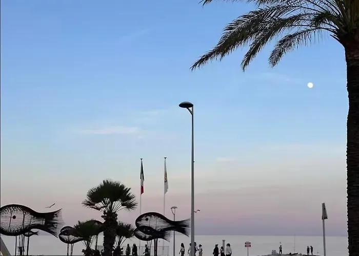 F1 Cozy, 150m De La Cagnes-sur-Mer