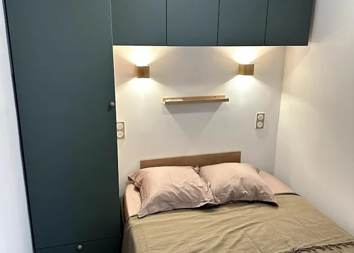 Appartement F1 Cozy, 150m De La